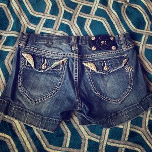 Miss Me Jean Shorts, Size 28
